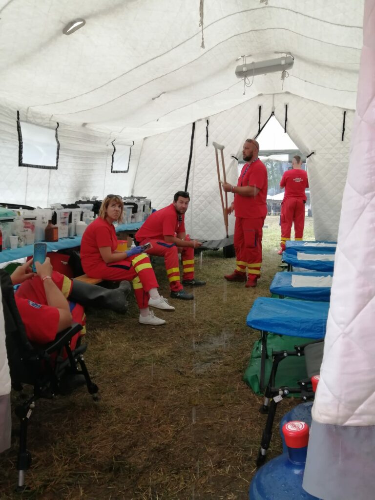 MASTERS OF ROCK 2022 LJ Ambulance